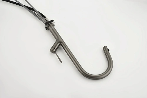 Смеситель для кухни AQUAme Cucina AQM9905GM с выдвижным изливом, с подключением к фильтру с питьевой водой, металл Смеситель для кухни AQUAme Cucina AQM9905GM с выдвижным изливом, с подключением к фильтру с питьевой водой, металл