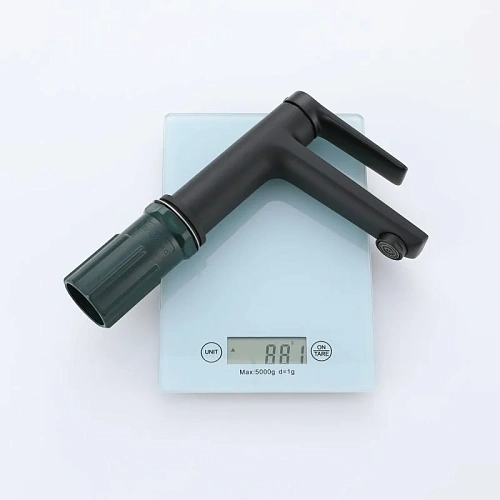 Смеситель для раковины Splenka S04.10.06, черный Смеситель для раковины Splenka S04.10.06, черный