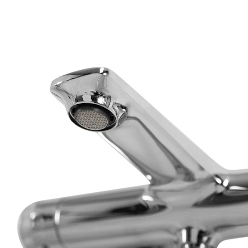 Смеситель для ванны CEZARES LUX-VD-01 с ручным душем, шлангом и держателем, хром Смеситель для ванны CEZARES LUX-VD-01 с ручным душем, шлангом и держателем, хром