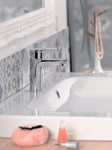 Смеситель для раковины Jacob Delafon Oscar E29842-CP с донным клапаном Смеситель для раковины Jacob Delafon Oscar E29842-CP с донным клапаном