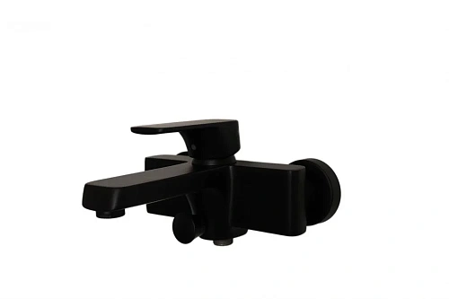 Смеситель для ванны D&K Berlin Technische короткий излив черный (DA1433225) Смеситель для ванны D&K Berlin Technische короткий излив черный (DA1433225)