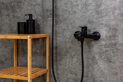 Смеситель для ванны Orange Aristo M19-300b Смеситель для ванны Orange Aristo M19-300b