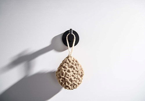 Крючок Aquatek ЕВРОПА AQ4101MB черный матовый Крючок Aquatek ЕВРОПА AQ4101MB черный матовый