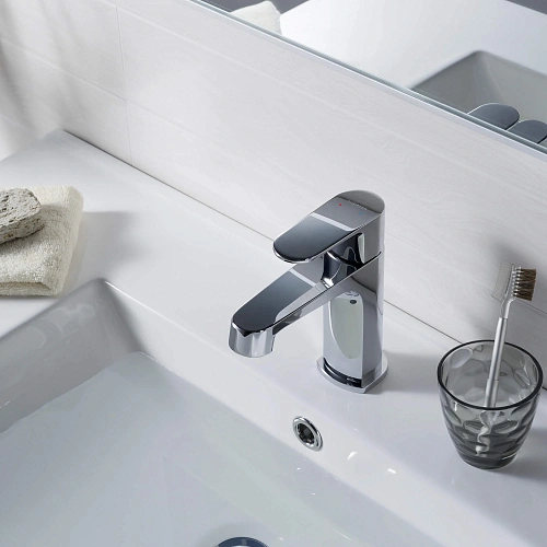 Смеситель для раковины Aquatek ОБЕРОН AQ1210CR Хром Смеситель для раковины Aquatek ОБЕРОН AQ1210CR Хром