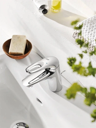 Смеситель для раковины GROHE Eurostyle с донным клапаном, хром (23564003) Смеситель для раковины GROHE Eurostyle с донным клапаном, хром (23564003)