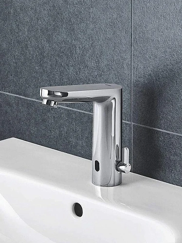 Смеситель для раковины GROHE Eurosmart Cosmopolitan E (220 В), хром (36324001) инфракрасный Смеситель для раковины GROHE Eurosmart Cosmopolitan E (220 В), хром (36324001) инфракрасный