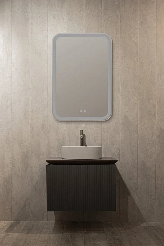 Зеркало Silver mirrors Мальта - 3 550х800 подогрев, часы, сенсорный выключатель ФР-00001216 Зеркало Silver mirrors Мальта - 3 550х800 подогрев, часы, сенсорный выключатель ФР-00001216