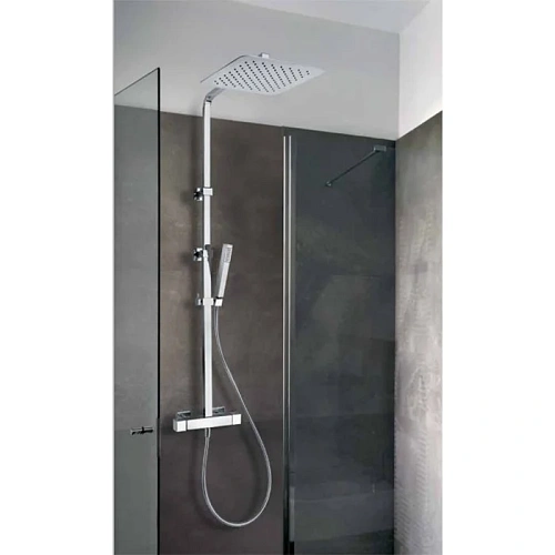 Душевая система Paini Dax-Dax-R 84CR689THSQ6P1 Душевая система Paini Dax-Dax-R 84CR689THSQ6P1