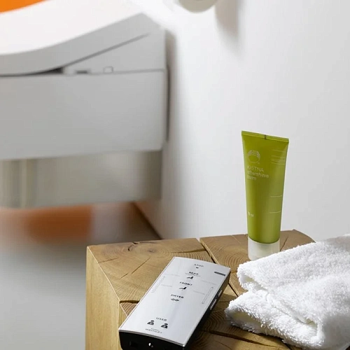 Крышка-биде Toto SG TCF403REGV1#NW1 белая с микролифтом Крышка-биде Toto SG TCF403REGV1#NW1 белая с микролифтом