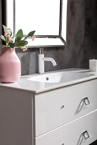 Тумба под раковину Armadi Art Piazza 80 841-080-WCR белая + хром Тумба под раковину Armadi Art Piazza 80 841-080-WCR белая + хром