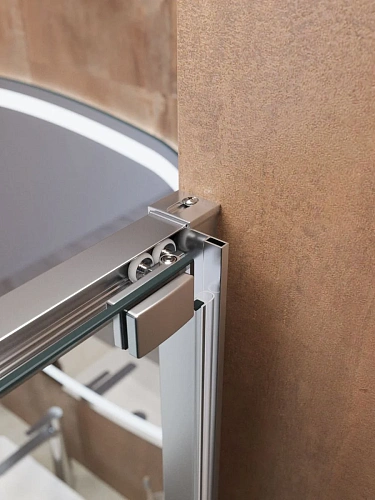 Душевая дверь CEZARES LUX-B-FS-1-70-C-CR 70 см, профиль хром, стекло прозрачное Душевая дверь CEZARES LUX-B-FS-1-70-C-CR 70 см, профиль хром, стекло прозрачное