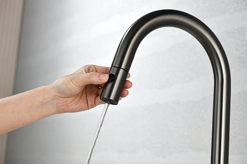 Смеситель для кухни AQUAme Cucina AQM9905GM с выдвижным изливом, с подключением к фильтру с питьевой водой, металл Смеситель для кухни AQUAme Cucina AQM9905GM с выдвижным изливом, с подключением к фильтру с питьевой водой, металл