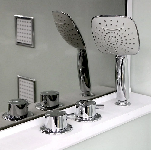 Душевая кабина GROSSMAN GR142 (120x120x215) Душевая кабина GROSSMAN GR142 (120x120x215)