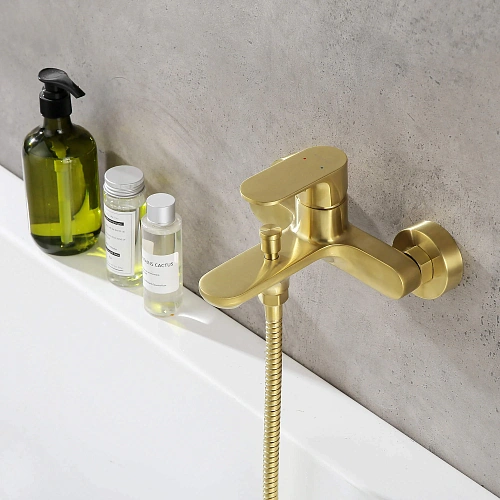 Смеситель для ванны Aquatek АЛЬФА AQ1940BG шлифованное золото Смеситель для ванны Aquatek АЛЬФА AQ1940BG шлифованное золото