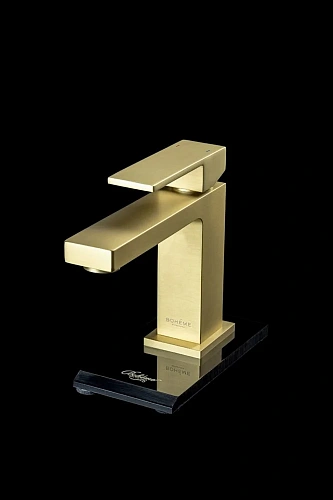 Смеситель для раковины Boheme Qubic Matt Gold 471-MG Смеситель для раковины Boheme Qubic Matt Gold 471-MG