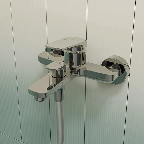 Смеситель для ванны IDDIS Ever (EVESB00i02WA) глянцевый хром Смеситель для ванны IDDIS Ever (EVESB00i02WA) глянцевый хром