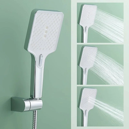 Смеситель для ванны Splenka S06.22, хром Смеситель для ванны Splenka S06.22, хром