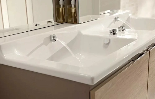 Смеситель для раковины Jacob Delafon Soprano E99399-CP Смеситель для раковины Jacob Delafon Soprano E99399-CP