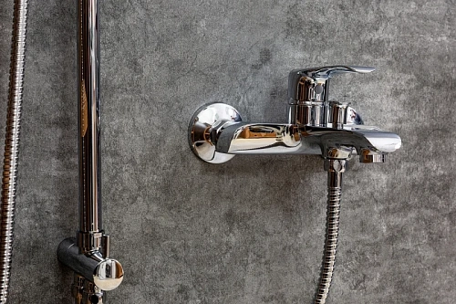 Душевая система Agger Glorious A1293500 с изливом, хром Душевая система Agger Glorious A1293500 с изливом, хром