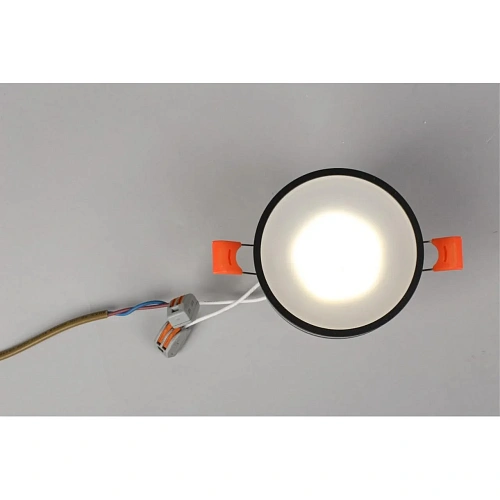 Светильник встраиваемый-накладной Omnilux Napoli OML-102719-01 Светильник встраиваемый-накладной Omnilux Napoli OML-102719-01