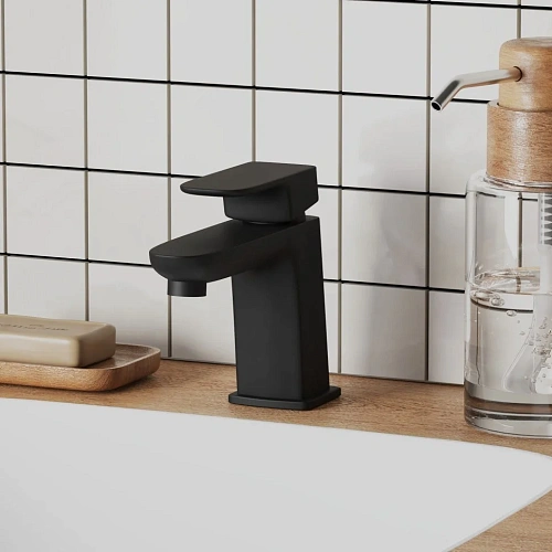 Смеситель для раковины Paini Nove 09YO205 без донного клапана, черный Смеситель для раковины Paini Nove 09YO205 без донного клапана, черный