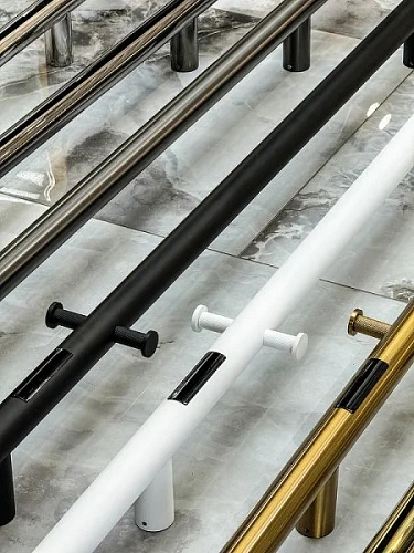 Полотенцесушитель электрический Boheme UNO SHINE GUN METAL 726-SGM Полотенцесушитель электрический Boheme UNO SHINE GUN METAL 726-SGM