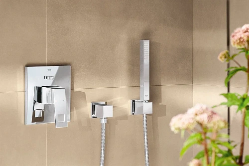 Душевая лейка GROHE Euphoria Cube (27698000) 1 режим, хром Душевая лейка GROHE Euphoria Cube (27698000) 1 режим, хром