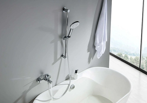 Смеситель для ванны Aquatek ЛУГАНО AQ1748CR хром Смеситель для ванны Aquatek ЛУГАНО AQ1748CR хром