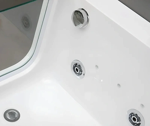 Акриловая ванна Ceruttispa C-494-17R 1700x800x580 гидромассажная Акриловая ванна Ceruttispa C-494-17R 1700x800x580 гидромассажная