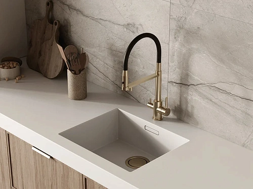 Смеситель для кухни Cersanit ZEN 68251 золотой Смеситель для кухни Cersanit ZEN 68251 золотой