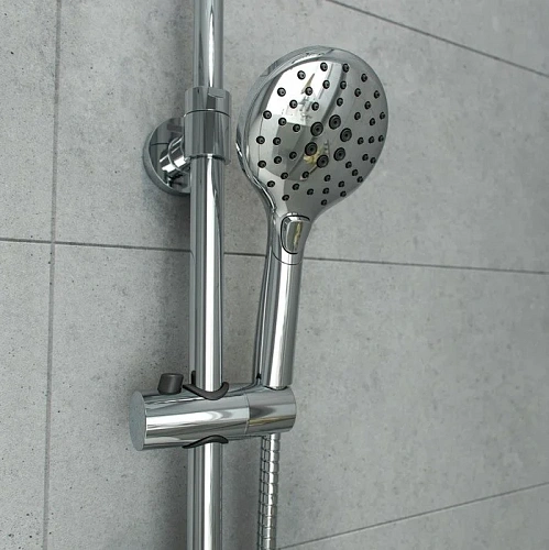 Душевая стойка Iddis Ray RAYSB3Fi76, хром Душевая стойка Iddis Ray RAYSB3Fi76, хром