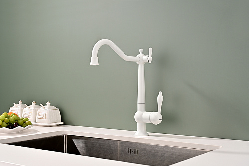 Смеситель для кухни Paulmark RETRO белый матовый Re213226-WH Смеситель для кухни Paulmark RETRO белый матовый Re213226-WH