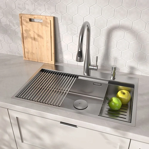 Кухонная мойка Lemark IORDANA 780 из нержавеющей стали с аксессуарами в комплекте: ролл-мат, коландер, разделочная доска, сталь 9937117 Кухонная мойка Lemark IORDANA 780 из нержавеющей стали с аксессуарами в комплекте: ролл-мат, коландер, разделочная доска, сталь 9937117