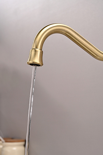 Смеситель для кухни Paulmark Retro бронза Re213226-BR Смеситель для кухни Paulmark Retro бронза Re213226-BR