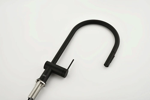 Смеситель для кухни AQUAme Cucina AQM9901MB с выдвижным изливом,черный матовый Смеситель для кухни AQUAme Cucina AQM9901MB с выдвижным изливом,черный матовый