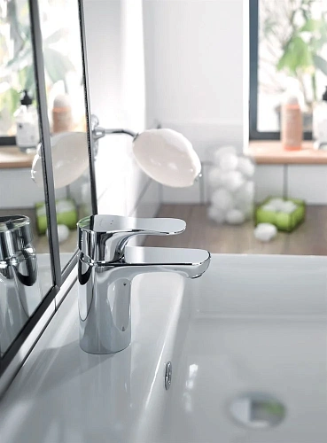 Смеситель для раковины Jacob Delafon Villette E23718-CP с донным клапаном Смеситель для раковины Jacob Delafon Villette E23718-CP с донным клапаном