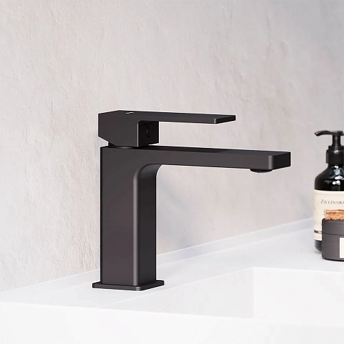 Смеситель для раковины Damixa Gala 530210300 черный Смеситель для раковины Damixa Gala 530210300 черный