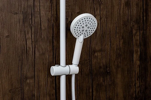 Душевая система Orange Lutz M04-932w с изливом, белый Душевая система Orange Lutz M04-932w с изливом, белый