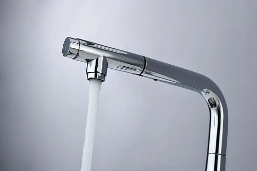 Смеситель для кухни AQUAme Cucina AQM9902CR с выдвижным изливом, хром Смеситель для кухни AQUAme Cucina AQM9902CR с выдвижным изливом, хром