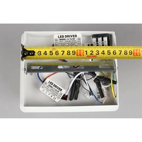 Светильник настенный (Бра) Omnilux Sorano OML-10901-02 Светильник настенный (Бра) Omnilux Sorano OML-10901-02