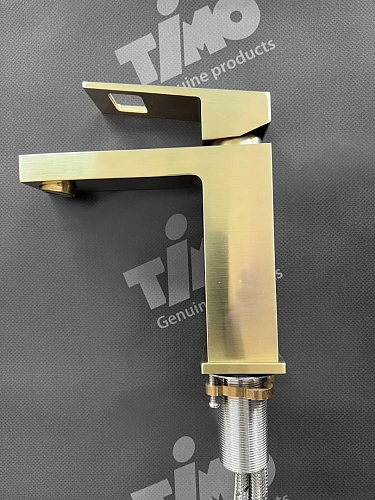 Смеситель для раковины Timo Briana 7161/17F золото матовое Смеситель для раковины Timo Briana 7161/17F золото матовое