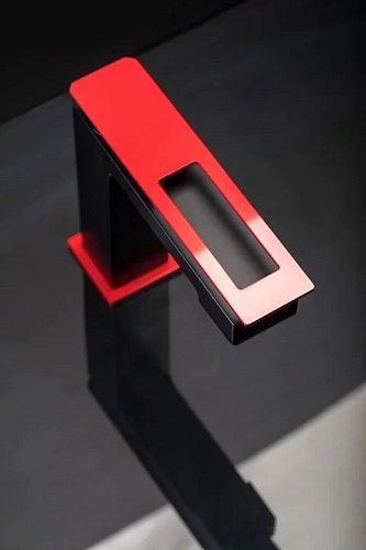 Смеситель для раковины Boheme BlackRed 141-BR Смеситель для раковины Boheme BlackRed 141-BR