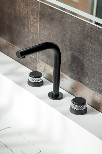 Смеситель для раковины Boheme AURA BLACK 152-CR-B Смеситель для раковины Boheme AURA BLACK 152-CR-B