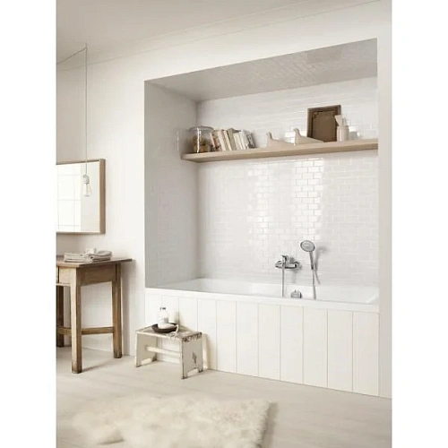 Душевая лейка hansgrohe Raindance Classic 100 Air 3jet 28548000 Душевая лейка hansgrohe Raindance Classic 100 Air 3jet 28548000