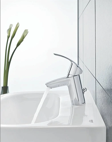 Раковина GROHE Euro Ceramic 45 см, альпин-белый (39324000) Раковина GROHE Euro Ceramic 45 см, альпин-белый (39324000)