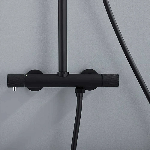 Душевая система Vincea Desire VSFS-1D0TMB термостатическая, черный Душевая система Vincea Desire VSFS-1D0TMB термостатическая, черный