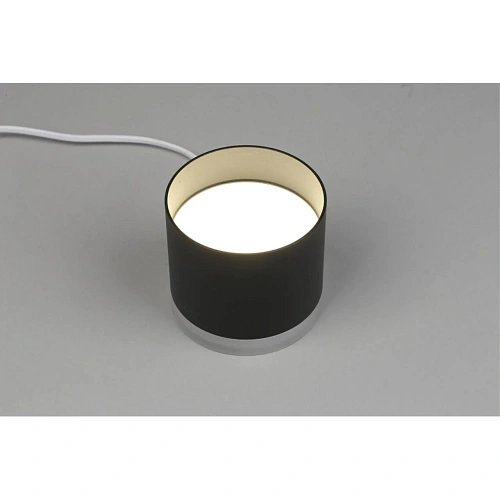 Светильник встраиваемый-накладной Omnilux Tures OML-102319-16 Светильник встраиваемый-накладной Omnilux Tures OML-102319-16