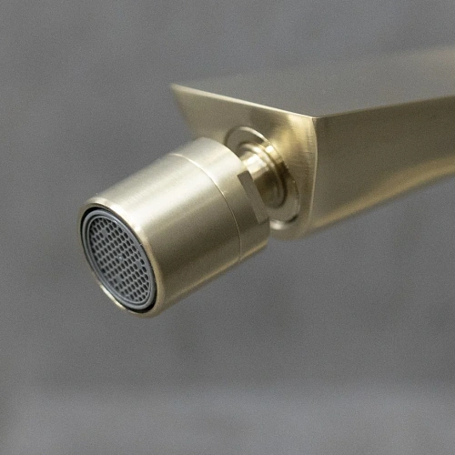 Смеситель для биде Lemark Ursus LM7208BG, брашированное золото Смеситель для биде Lemark Ursus LM7208BG, брашированное золото