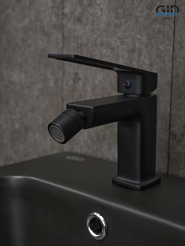 Смеситель для биде Gid Niagara L057-BM-B L057BMB черный матовый Смеситель для биде Gid Niagara L057-BM-B L057BMB черный матовый