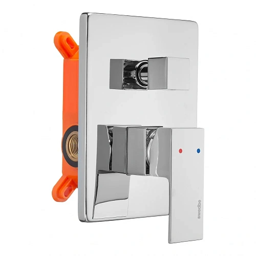 Смеситель для ванны Swedbe Platta 5519 встраиваемый подключение на 2 выхода в монтажном боксе Смеситель для ванны Swedbe Platta 5519 встраиваемый подключение на 2 выхода в монтажном боксе